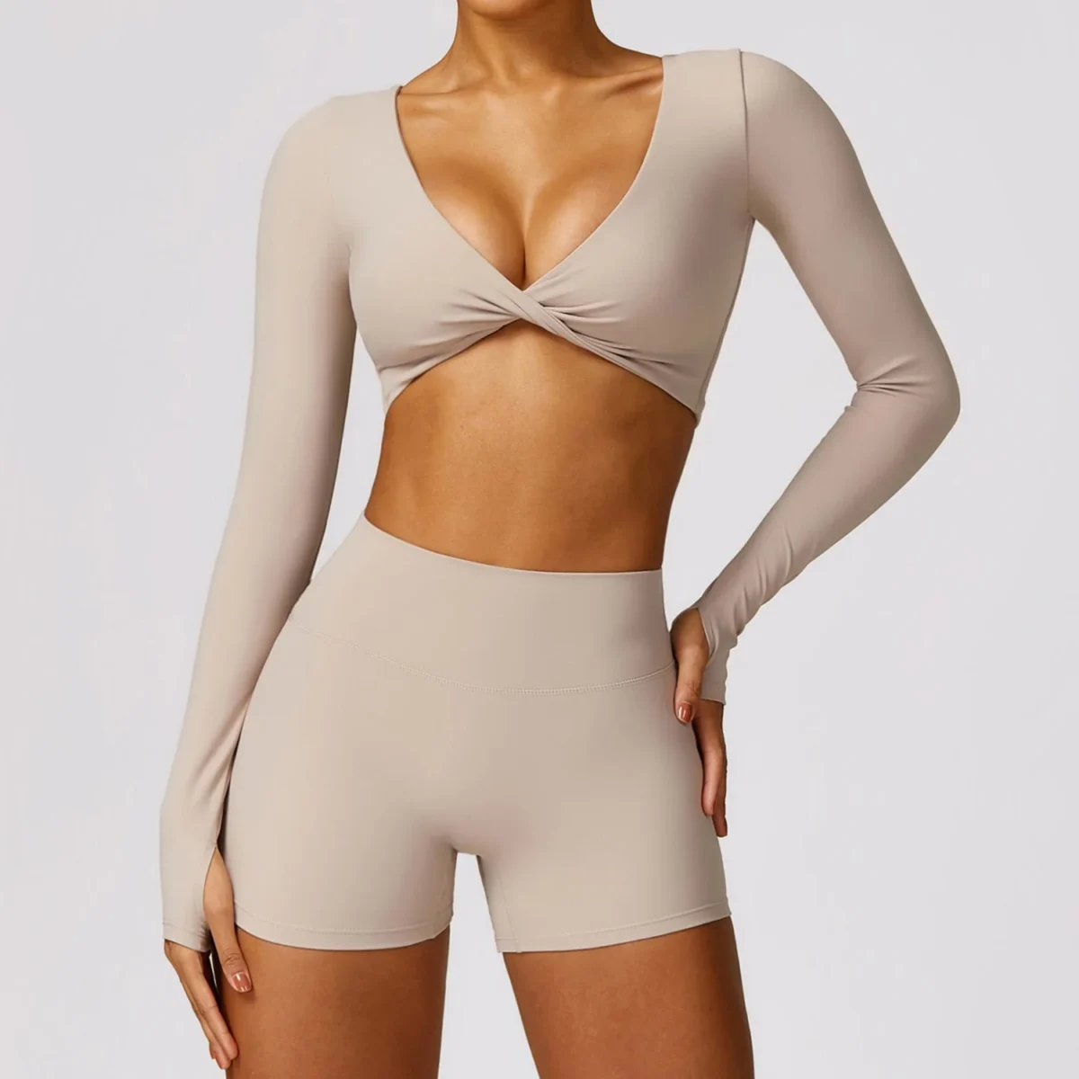 Women's Sleek Performance Activewear Set - Image 5